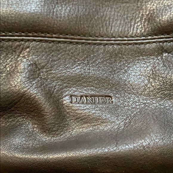 Danier Leather Bag w/ free card holder - Picture 3 of 7
